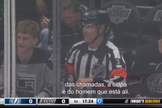 Que árbitro é este? Ator Will Ferrell 'confunde' adeptos e jogadores em jogo da NFL