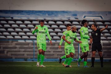 Vilaverdense impede liderança reforçada do Santa Clara em jogo histórico no futebol nacional