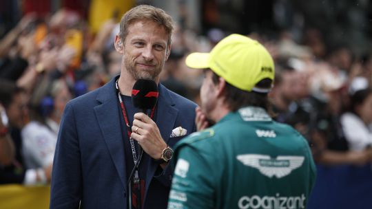«Adorava ver Alonso na Mercedes», diz Jenson Button