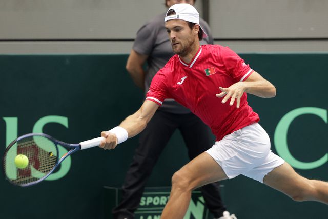 Taça Davis: João Sousa perde e deixa Portugal mais longe da qualificação