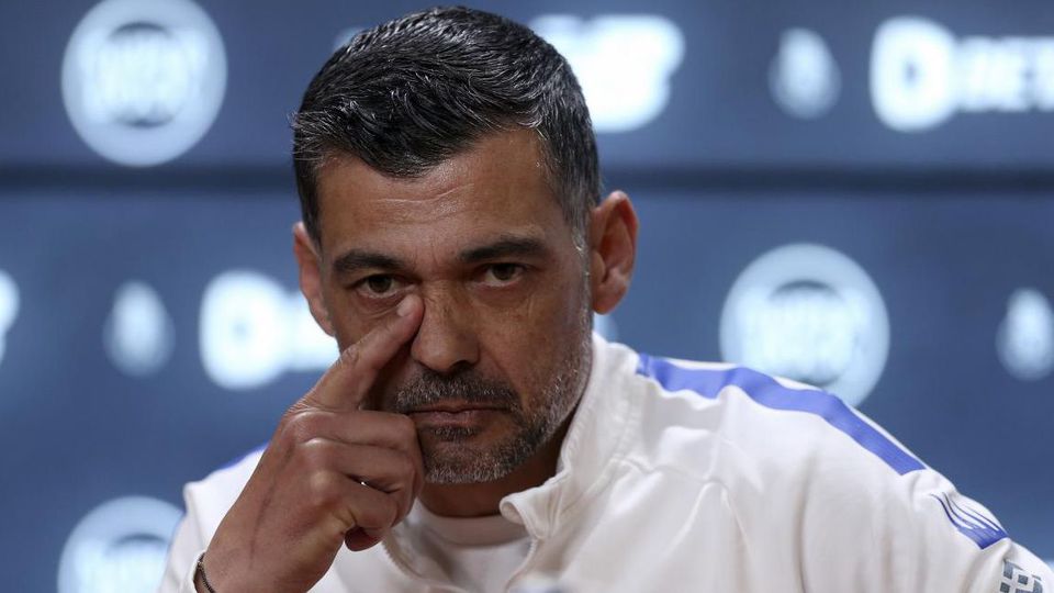 Sérgio Conceição preocupado com relvado: «Não sei que condições haverá»