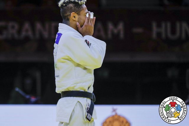 Grand Slam de Paris não começou bem para Portugal