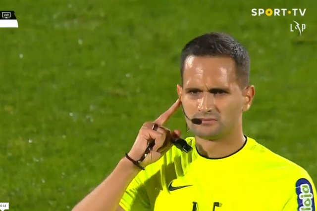 Histórico! Pela primeira vez em Portugal, decisão do VAR foi comunicada para todo o estádio