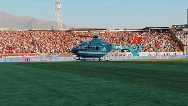 «O rei voltou a casa»: a apresentação de Vidal no Colo Colo