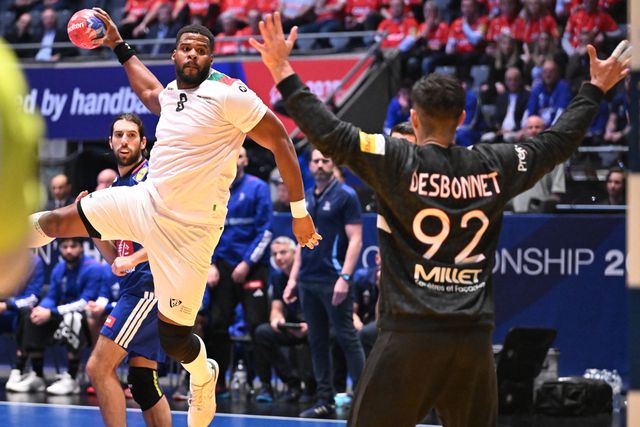 Mundial Andebol: Há dois portugueses no sete ideal!