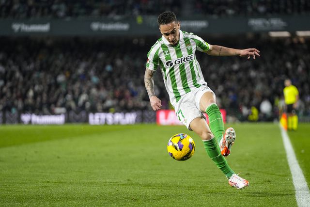 Antony a dominar a bola