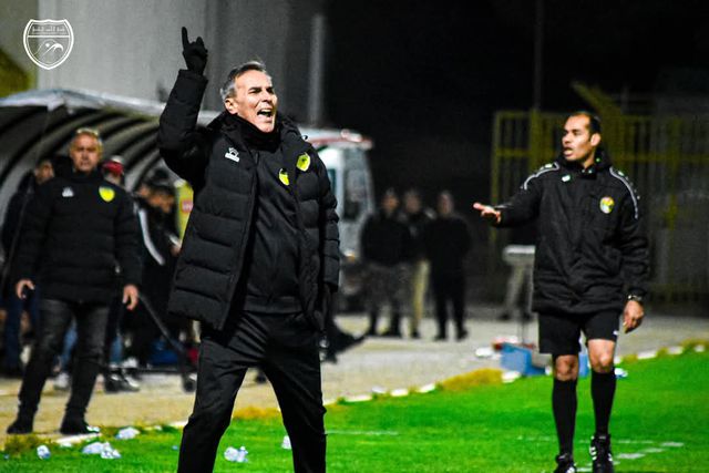 Al Hussein de João Mota em vantagem na Supertaça da Jordânia