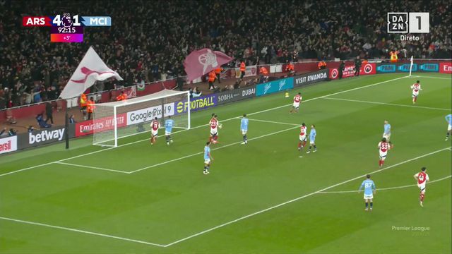 Nwaneri completa a «manita» ao Manchester City com mais um golpe implacável (resumo)