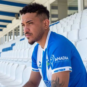 Mercado: avançado da Liga 3 a caminho do Moreirense