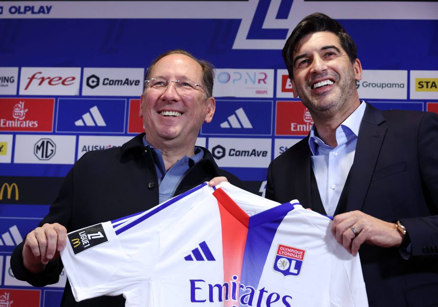 Paulo Fonseca ao lado de John Textor, dono do Lyon