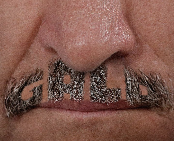 «In big gode we trust»: Bigode de Scolari recortado com a alcunha do Atlético Mineiro, quando foi anunciado no Galo