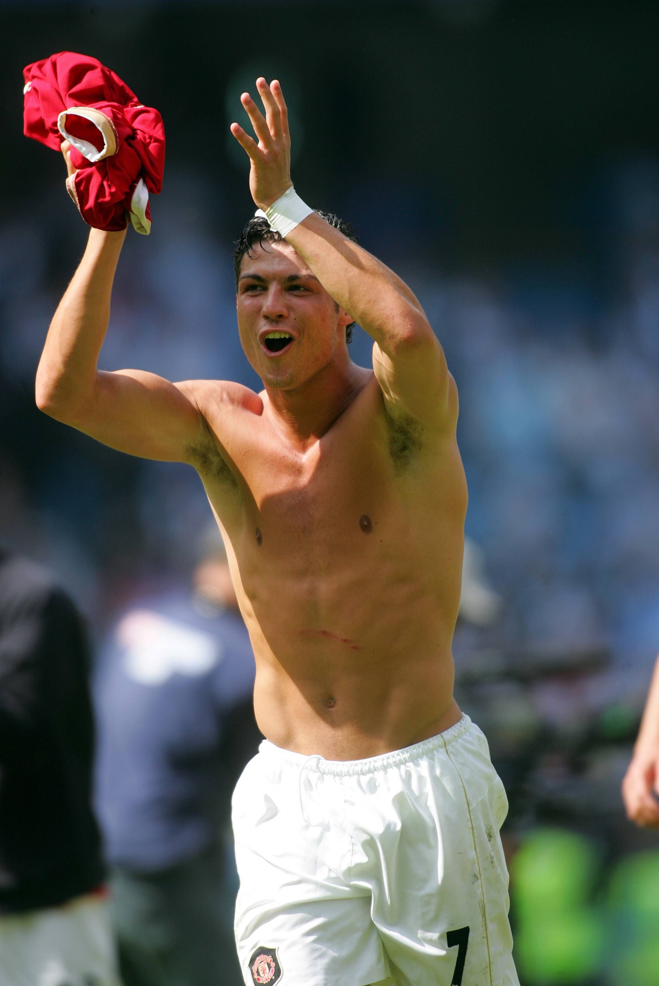 A celebrar uma vitória do Manchester United, com 22 anos (IMAGO)