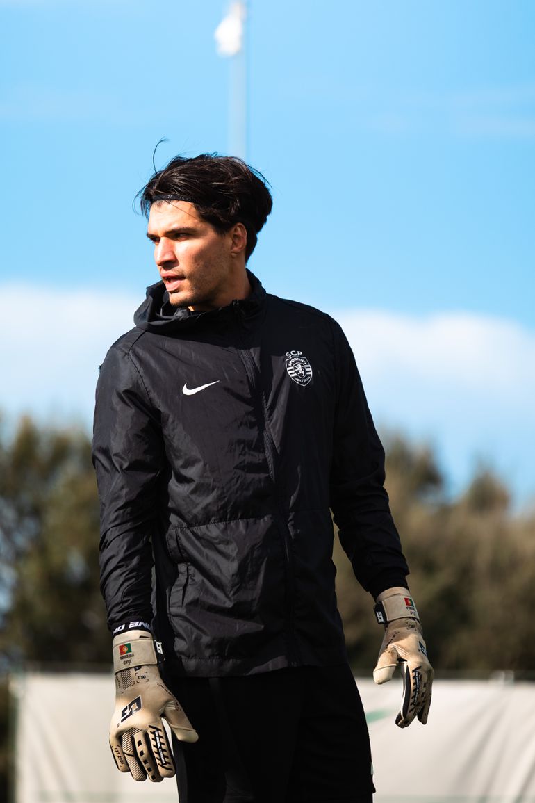 João Virgínia, guarda-redes suplente dos leões - Foto: SPORTING