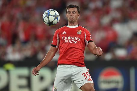 Henrique Araújo, ponta de lança, 24 anos (foto: Miguel Nunes)