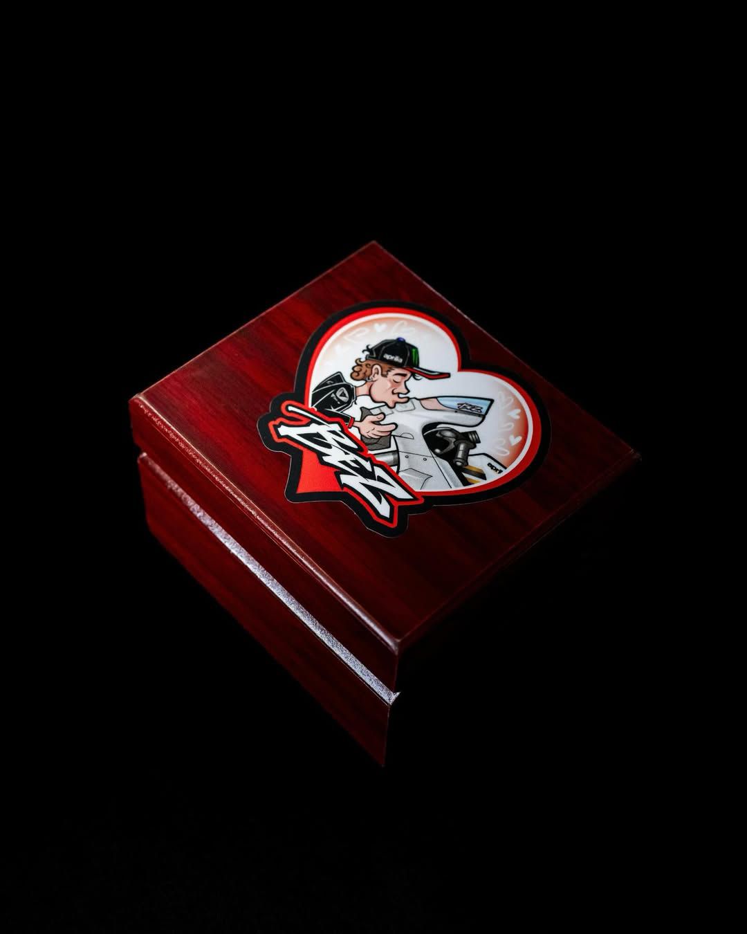 Renovação entre Marco Bezzechi e a Aprilia tratada como um casamento  - Instagram/Marcobez72