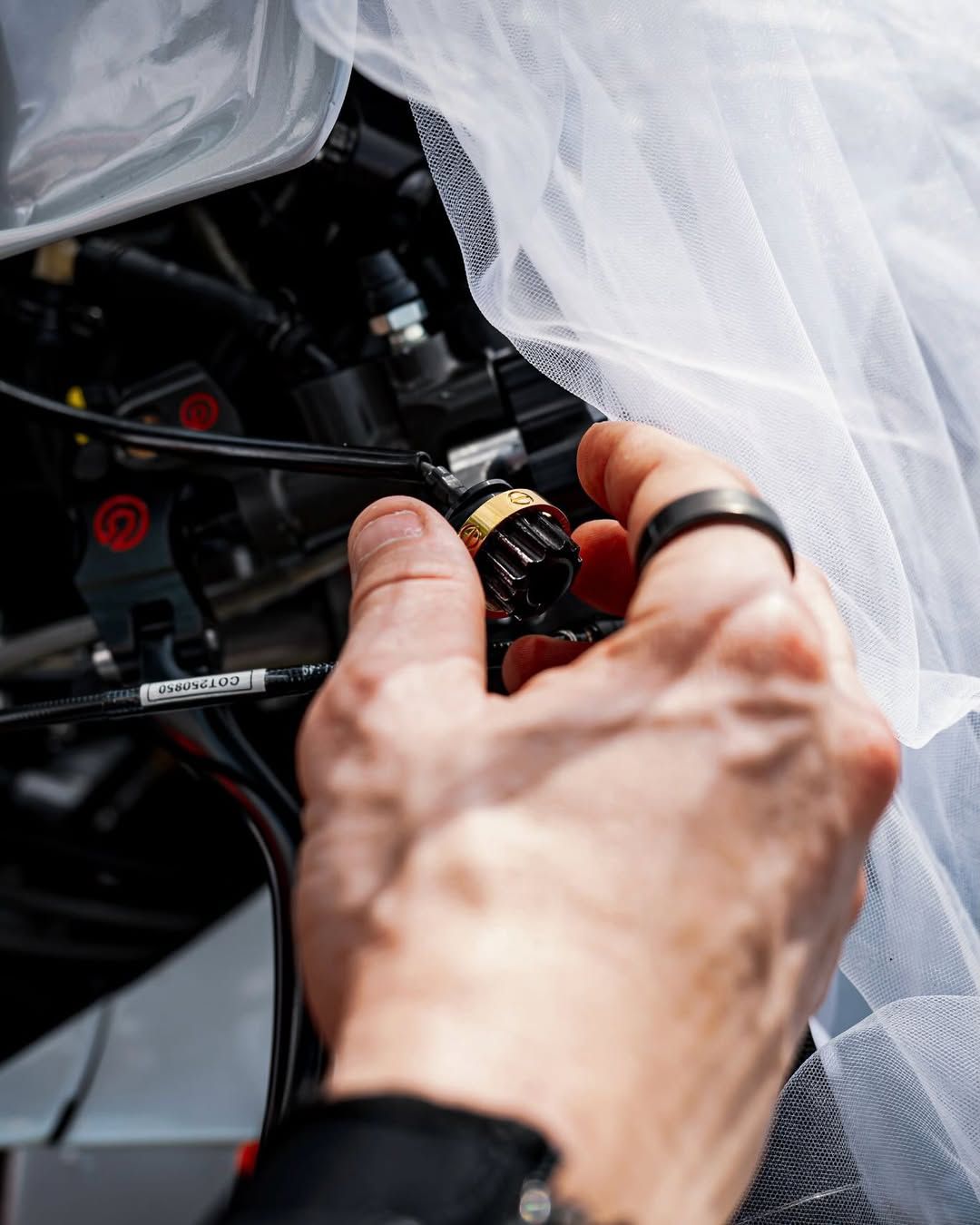 Renovação entre Marco Bezzechi e a Aprilia tratada como um casamento  - Instagram/Marcobez72