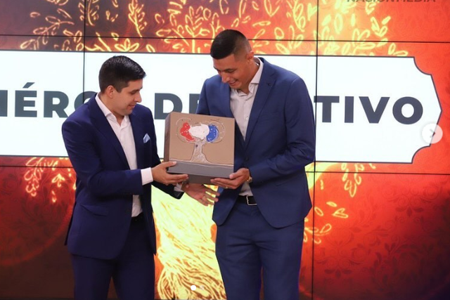 Histórico goleador do Benfica eleito 'Herói do Desporto'