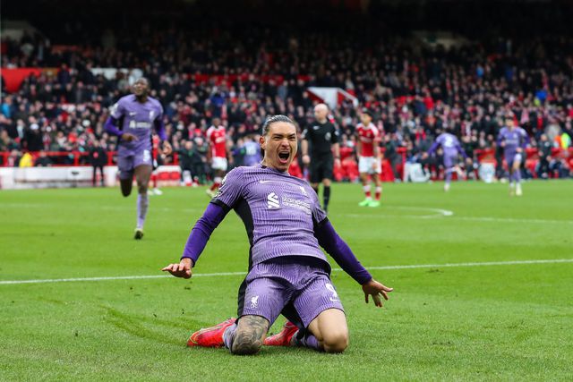 Vídeo: golo de Darwin no último lance do jogo leva adeptos do Liverpool à loucura