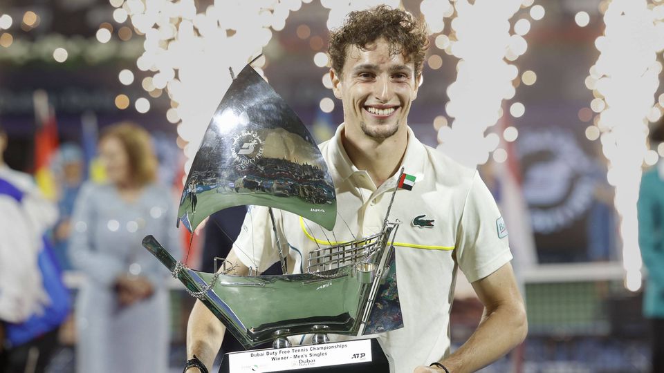 Ugo Humbert mantém registo perfeito em finais e conquista ATP 500 de Dubai