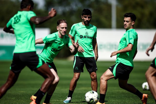 Sporting: alerta amarelo com meia dúzia em risco