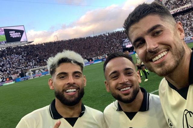 Corinthians de António Oliveira vence com golo ao cair do pano (vídeo)