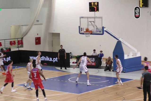 Basquetebol: os melhores momentos do Imortal-Benfica
