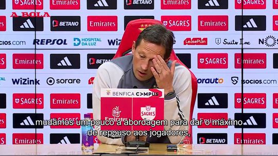 Schmidt explica porque o Benfica só viaja para o Porto no dia de jogo