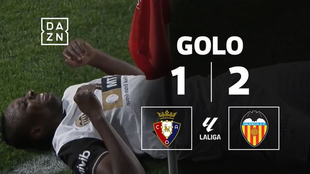 VÍDEO: Umar Sadiq volta a colocar o Valência na frente