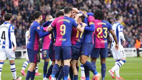 Barcelona atropela Real Sociedad e permite a Flick pensar no Benfica