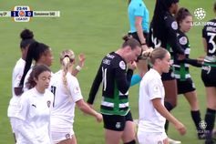 Custou um dente e um puxão de cabelos, mas o Sporting bateu o Damaiense (resumo)