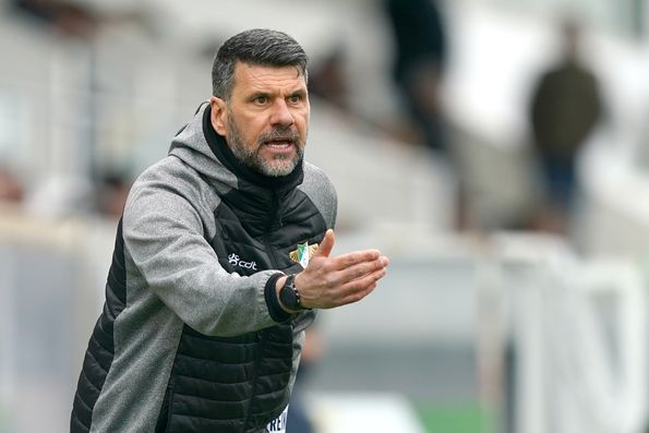 Cristiano Bacci na estreia como treinador do Moreirense, frente ao Estrela da Amadora