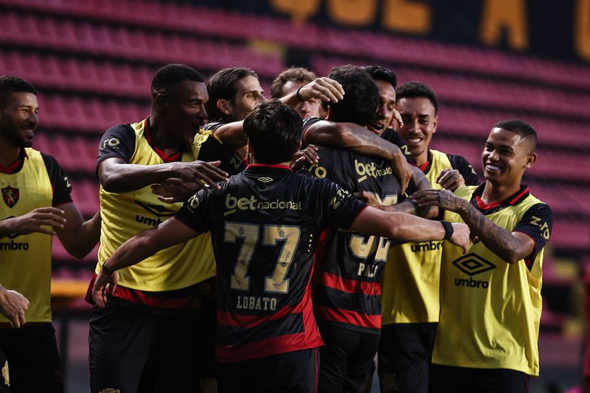 Festejos dos jogadores do Sport Recife frente ao Decisão