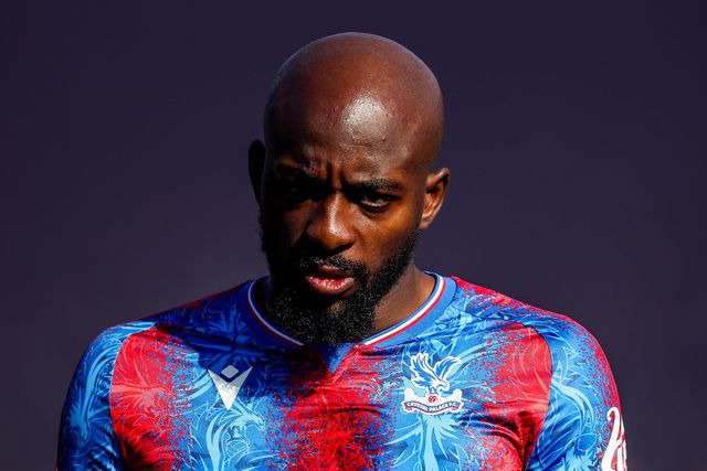 Mateta, jogador do Crystal Palace teve de ser saturado com 25 pontos depois de entrada violenta do guarda-redes adversário