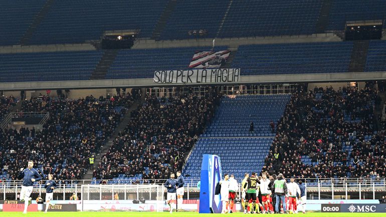 Tensão em San Siro: o protesto da claque do Milan (vídeo)