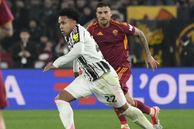 McKennie renova contrato com a Juventus