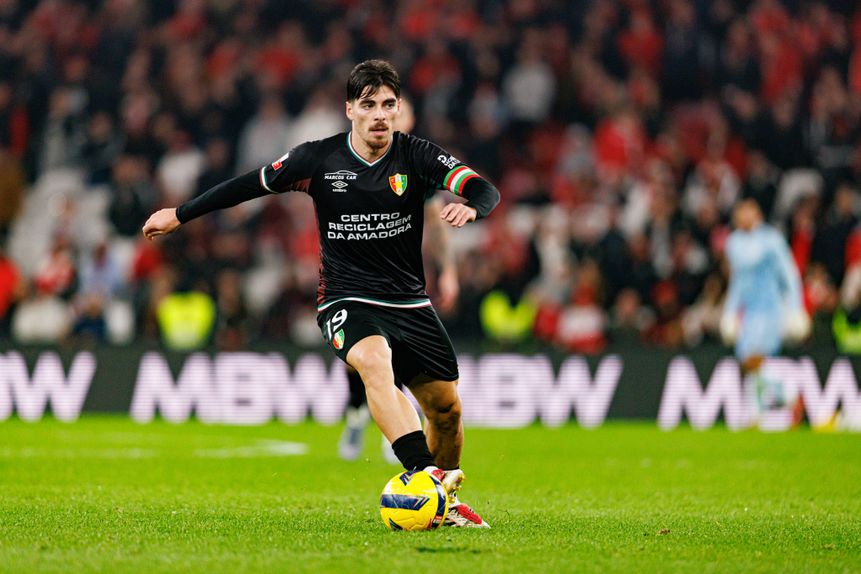 Centrocampista tem uma versatilidade que lhe permite desempenhar várias funções no terreno de jogo