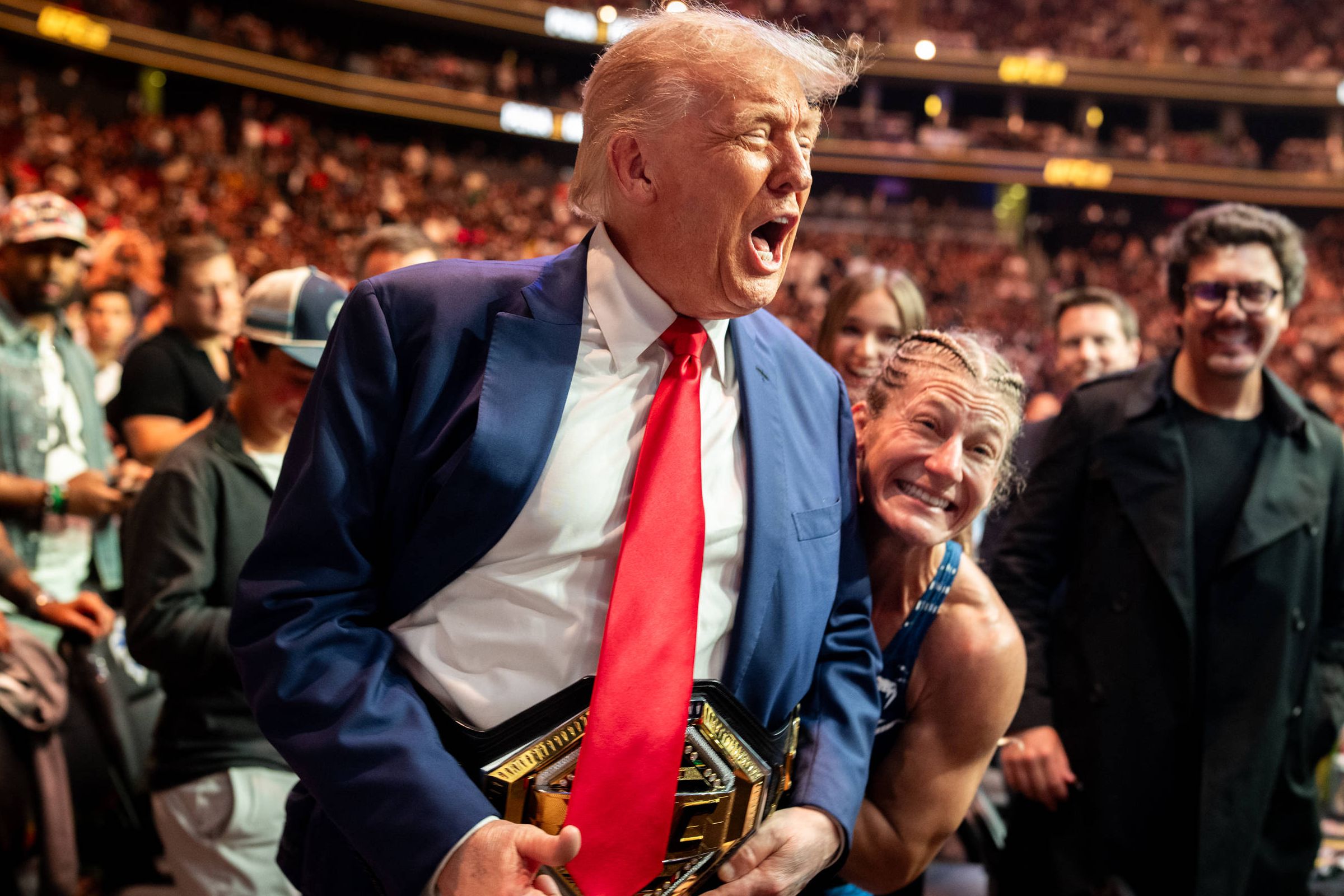 Trump não olha a meios para ter a gala da UFC no jardim de casa. IMAGO