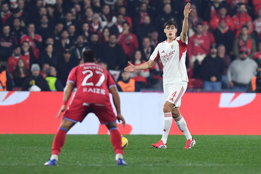 António Silva, defesa-central do Benfica, a cumprir o jogo 100 na Liga - Foto: Rogério Ferreira/Kapta+
