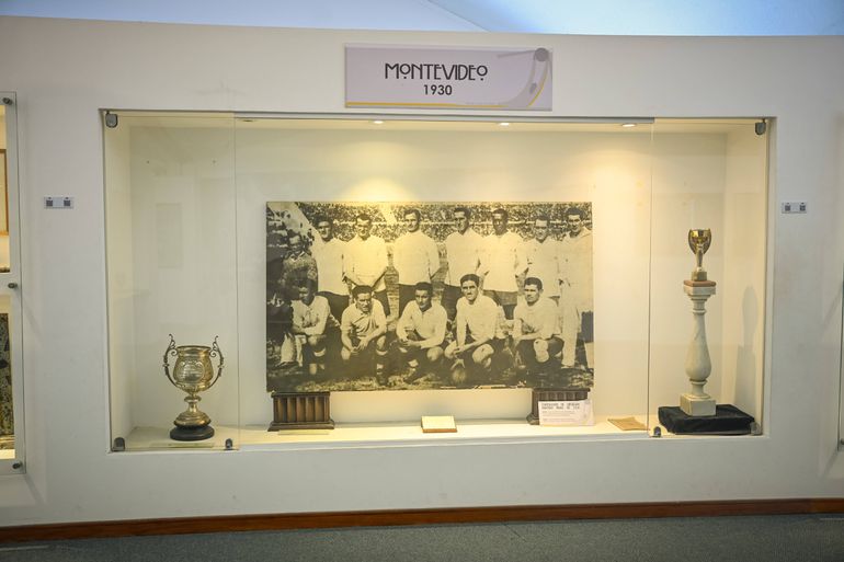 Foi contra a recusa de várias equipas europeias em viajar para a América do Sul para o Mundial anterior, de 1930. O Mundial de 1934 continua a ser o único em que o campeão em título não participou - Foto Imago