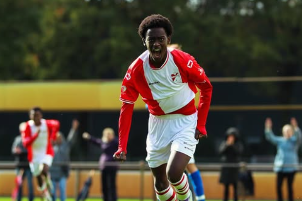 Samil Koroma, ponta de lança do Emmen (foto: Samil Koroma/Instagram)
