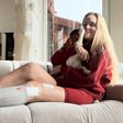 Lindsey Vonn de regresso a casa após a lesão grave, com o cão Chance. Foto Instagram/Lindsey Vonn