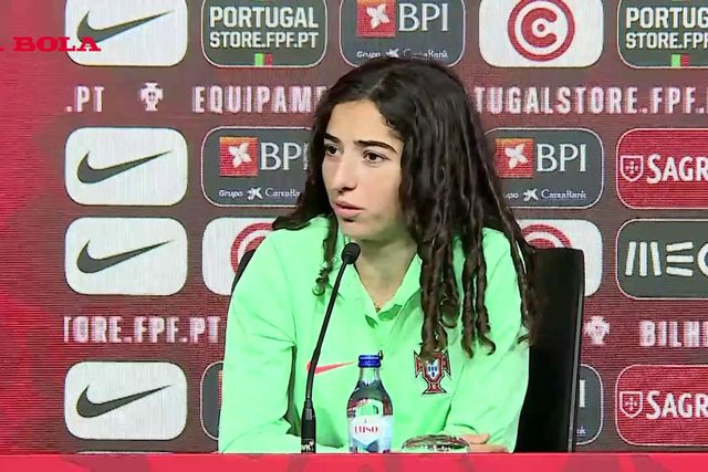 «Importante ter várias jogadoras ao mesmo nível», diz Andreia Faria