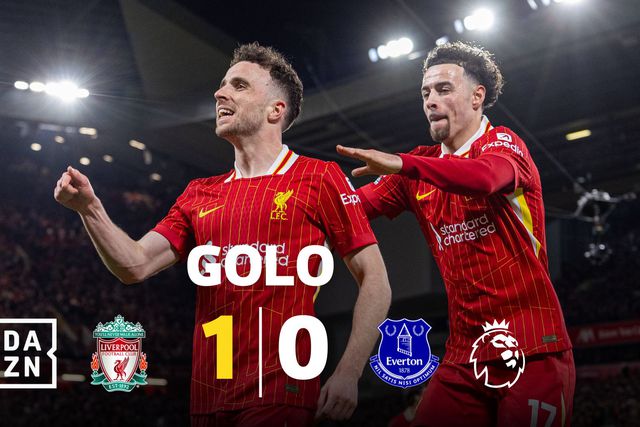 VÍDEO: com classe, Diogo Jota coloca Liverpool a vencer no dérbi de Merseyside