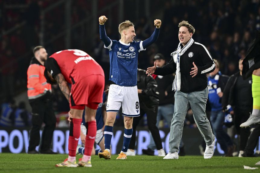 Arminia Bielefeld surpreendeu e eliminou o campeão Bayer Leverkusen