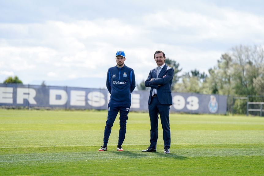 Villas-Boas assistiu ao treino no Olival (Foto: FC Porto)