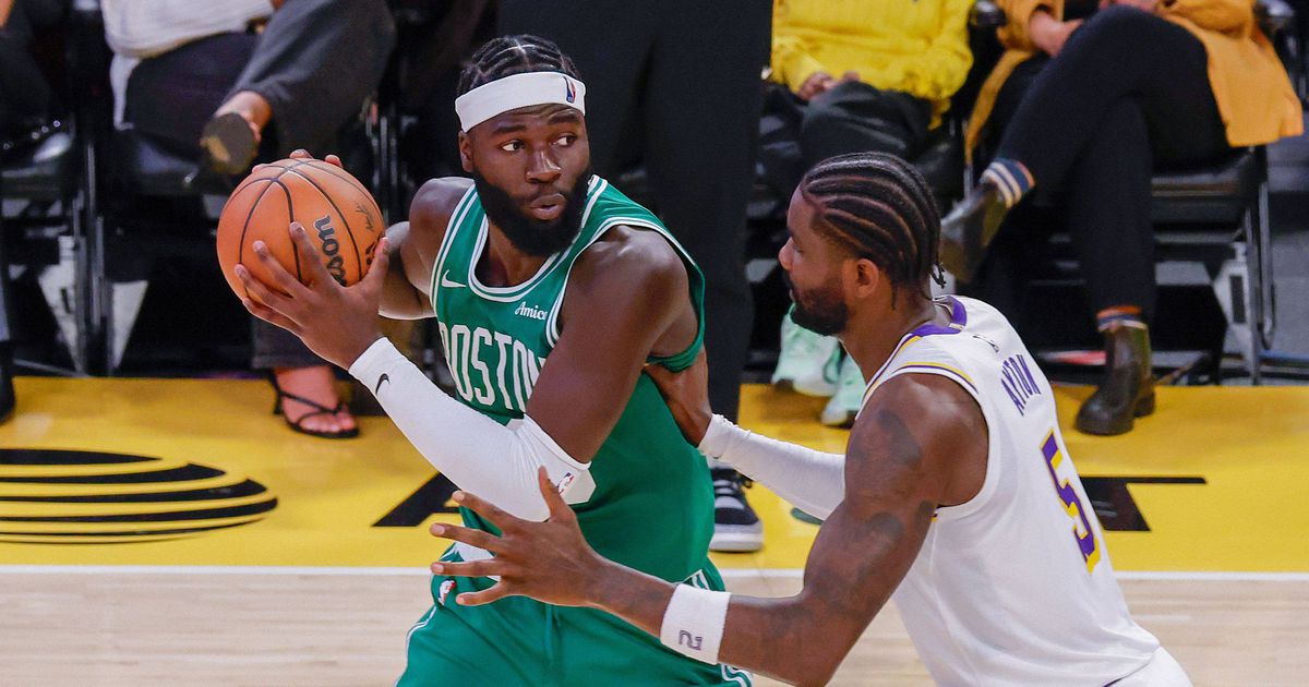 NBA: de regresso, Neemias Queta brilha no triunfo dos Boston Celtics
