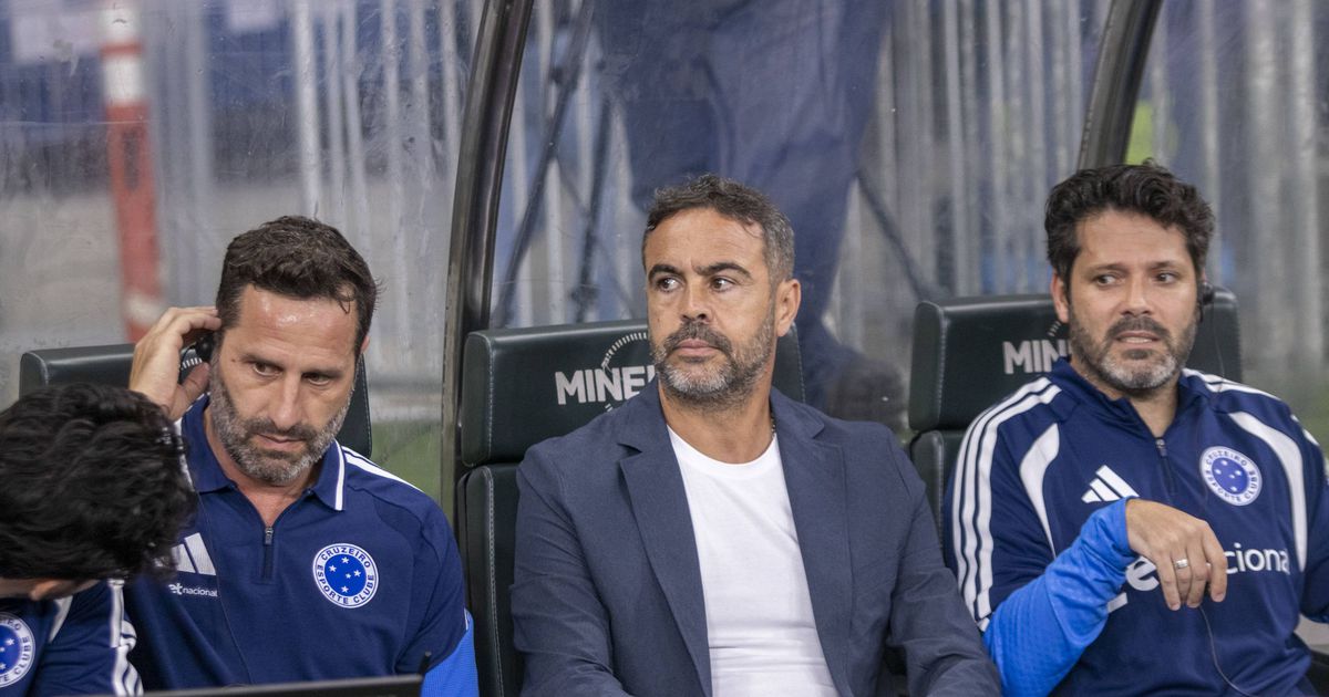 Artur Jorge vence na estreia e tira Cruzeiro do último lugar do Brasileirão