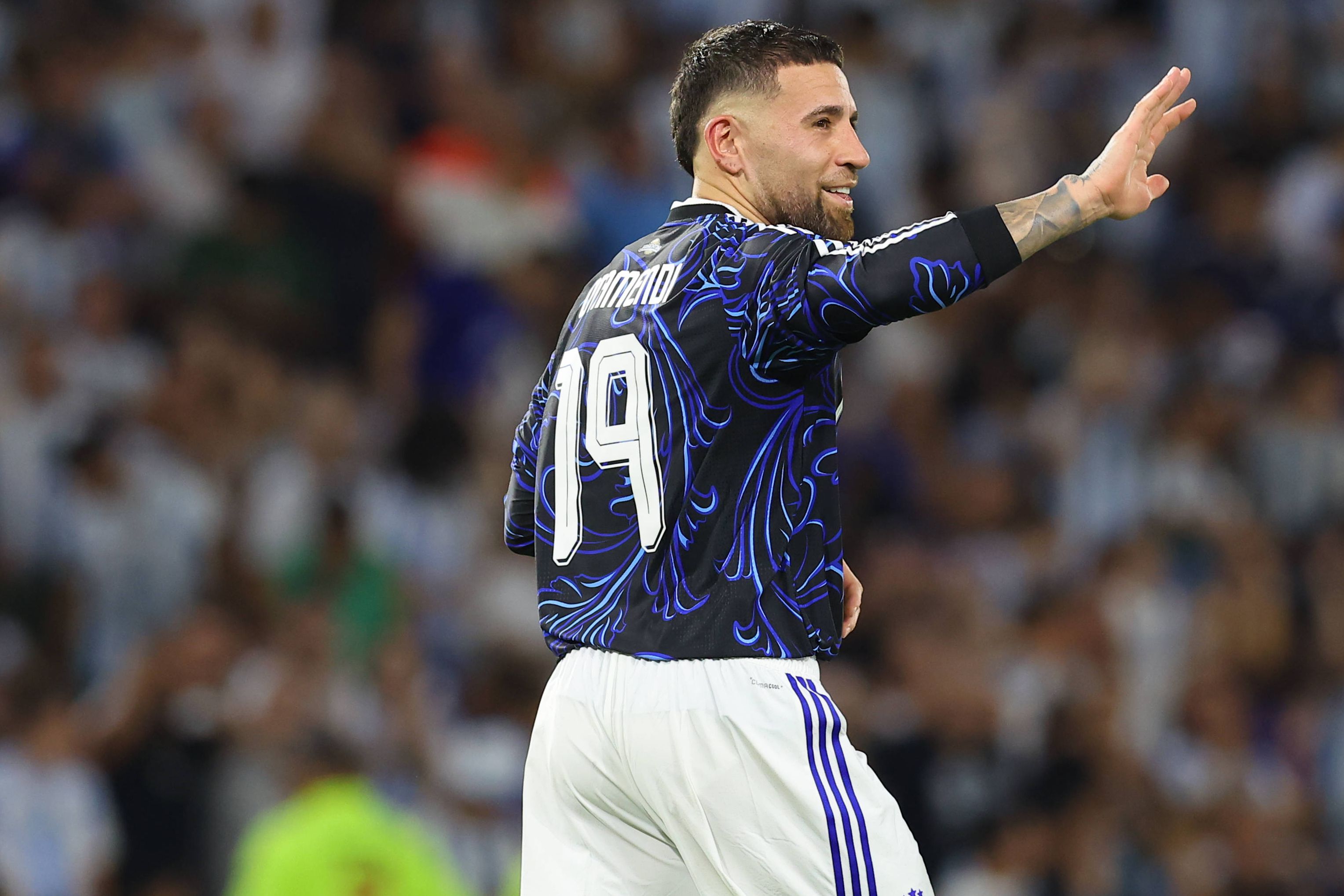 Nicolás Otamendi no particular entre Argentina e Zâmbia, na Bombonera, Buenos Aires — Foto: IMAGO