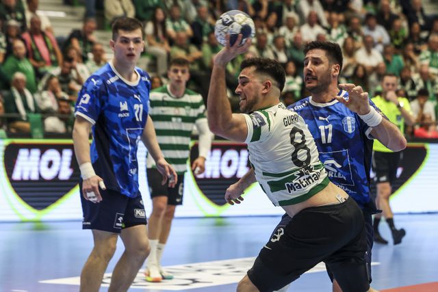 Acabou! Sporting vence por 33-29 na primeira mão do play-off da Champions