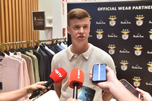 Dahl em declarações aos jornalistas - Foto: Miguel Nunes